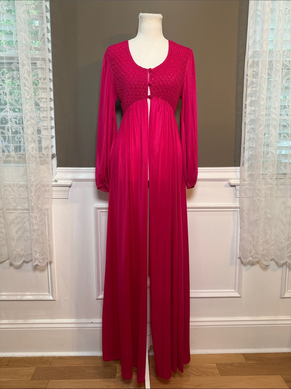 Vintage 70s Kayser Fuchsia Peignoir Lounge Robe Maxi S